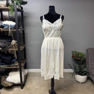 Vintage Shadowline cami and skirt nylon lace women's large cream ivory full slip